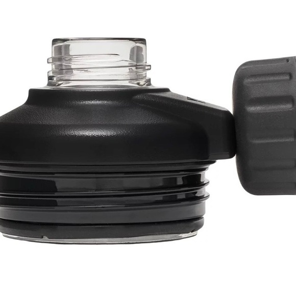 The YETI Rambler® MagDock™ Cap - Picture 3 of 5